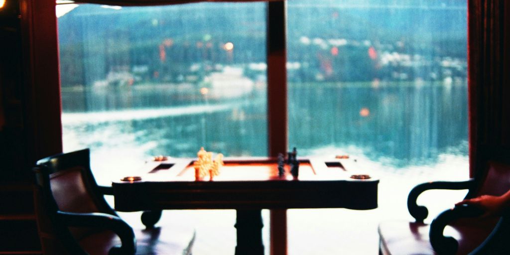 You are currently viewing Discovering the World’s Rivers Aboard Five-Star Floating Restaurants
