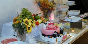 Read more about the article Milestone Moments: Planning Birthdays and Anniversaries in Luxury