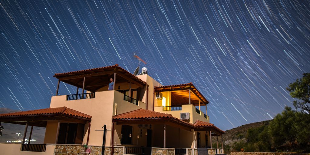 You are currently viewing Villas with Private Observatories: Elite Stargazing Without the Crowds