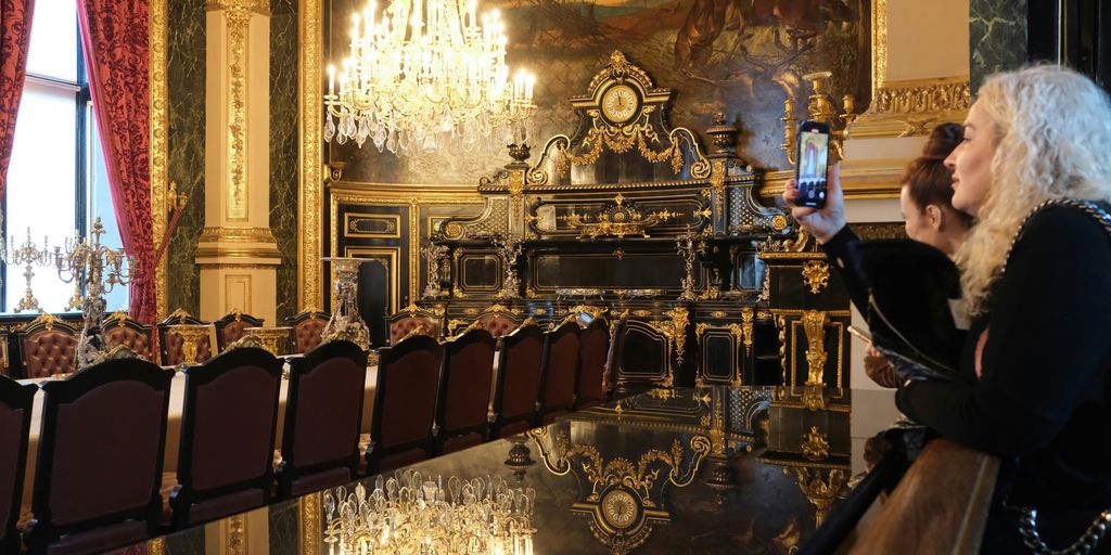 You are currently viewing Chateau Buyouts in France: Staffing
