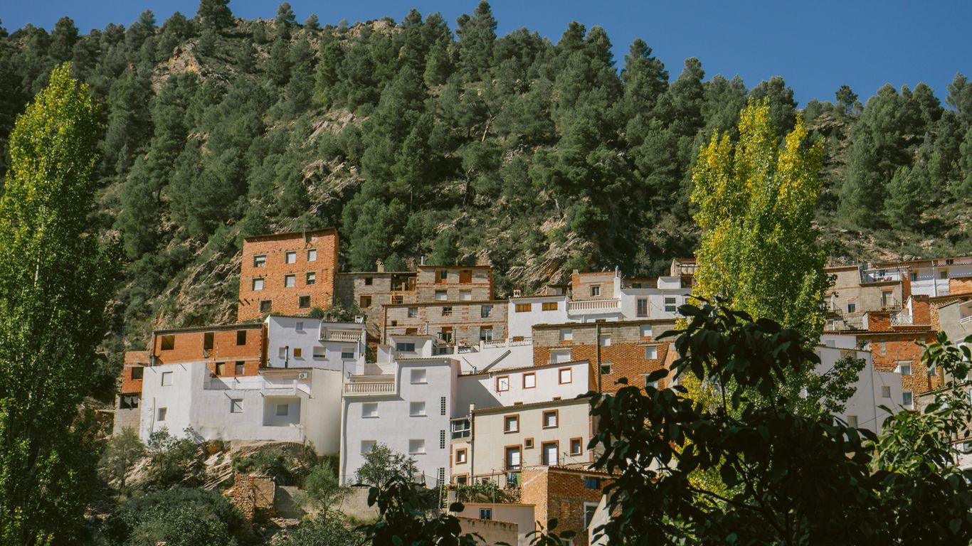 Read more about the article Walking the Camino in Luxury: Private Hosts