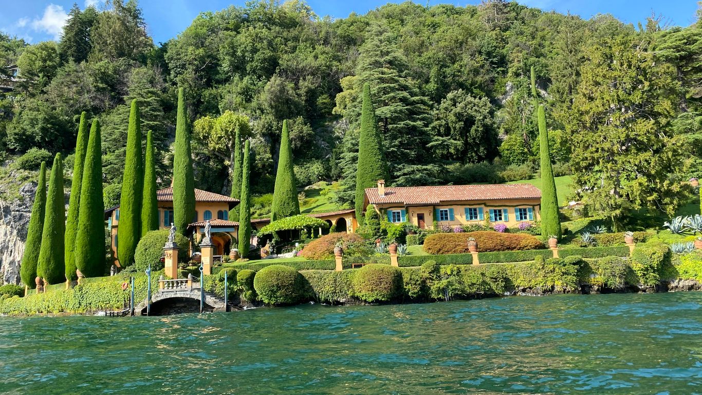 You are currently viewing Lake Como Flagship Villas with Boat Garages and Sauna Suites