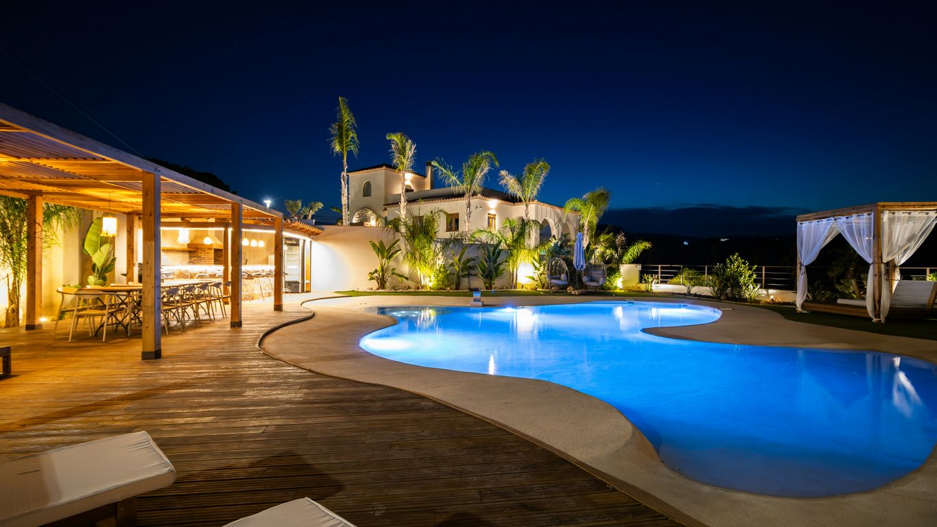 Read more about the article Ibiza Fincas Private Retreats for September Shoulder Season
