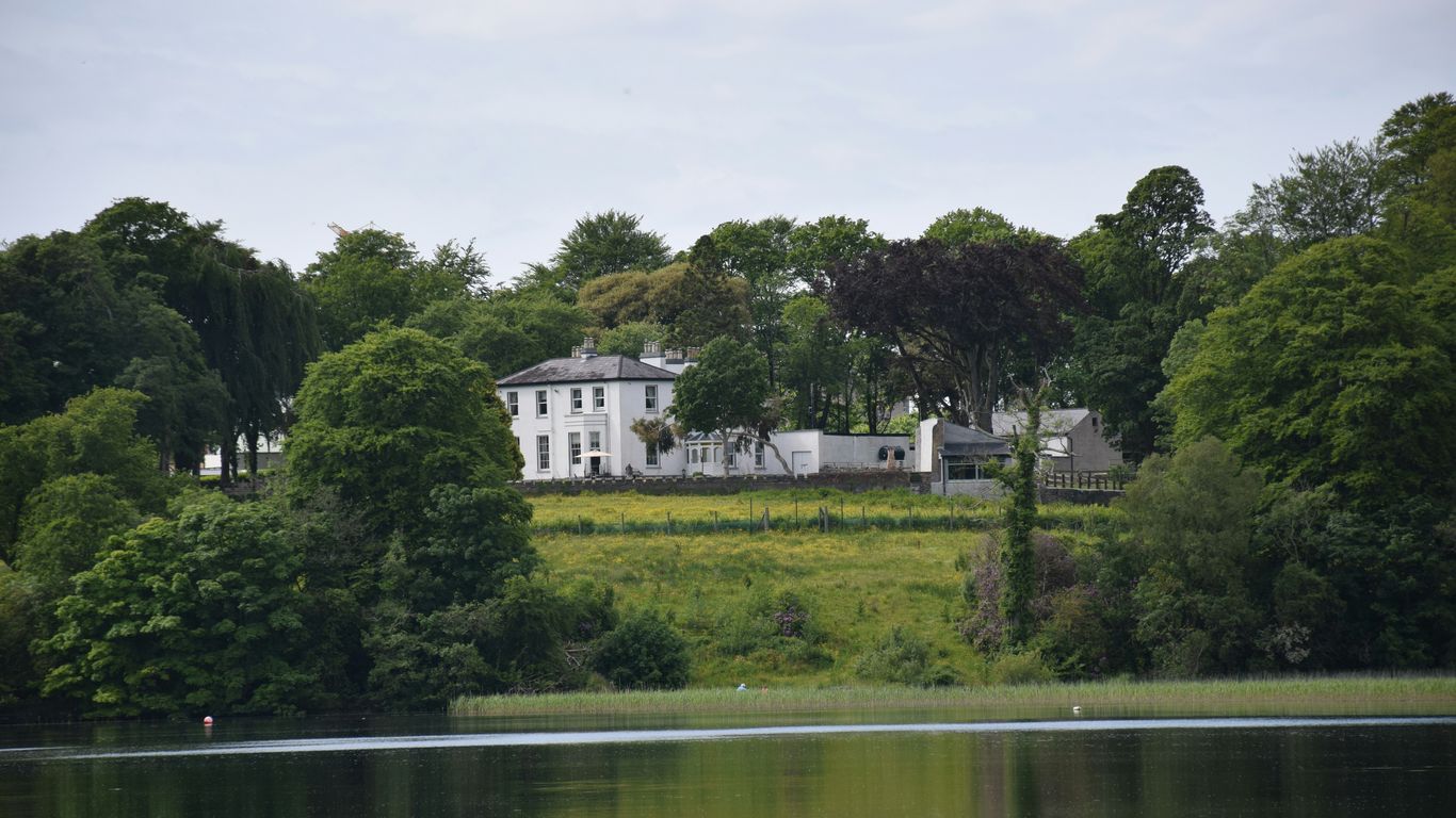 You are currently viewing Irish Manor Exclusive with River Beats and Country Pursuits