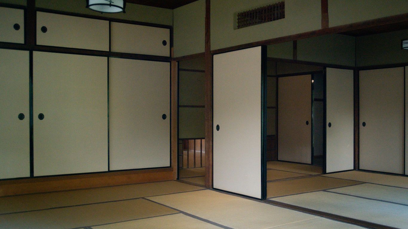 Read more about the article Kyoto Machiya Buyout with Tea Masters and Temple After-Hours