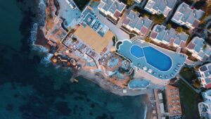 Read more about the article Turks and Caicos Villas Best for Secure Beachfront Privacy