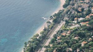 Read more about the article Costa Smeralda Villas with Heli-Transfer and Beach Clubs