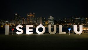 Read more about the article Seoul Flagship Suites with Curated K-Art and Fast-Track VIP