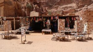 Read more about the article Jordan Desert Lodges with Petra After-Hours and Chef