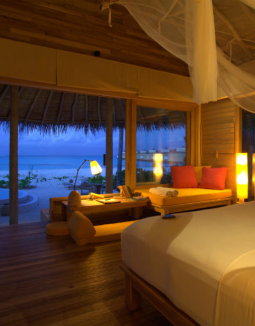 975x660_two_bedroom_lagoon_beach_villa_with_pool_300x185