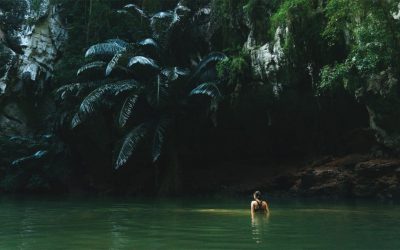 woman-in-a-lagoon-in-fiji